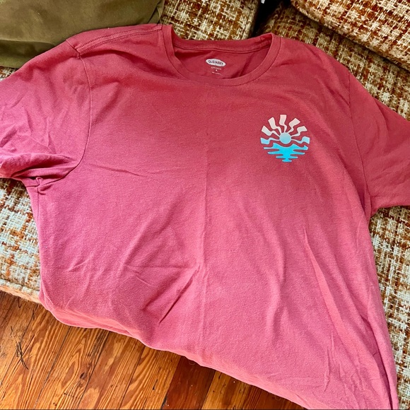 Sunset Tee 🌞🌤 - Picture 3 of 4